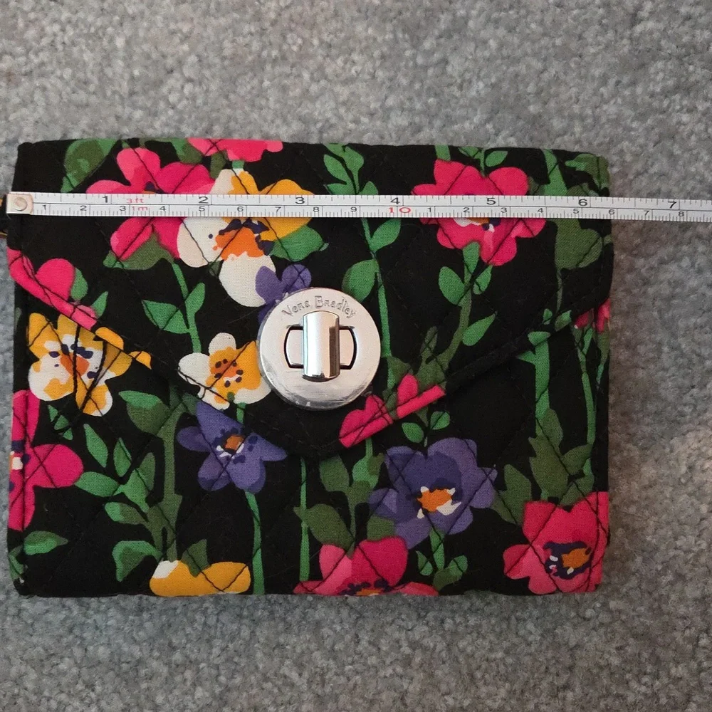 Vera Bradley Wristlet - Wildflower Garden - Picture 5 of 7